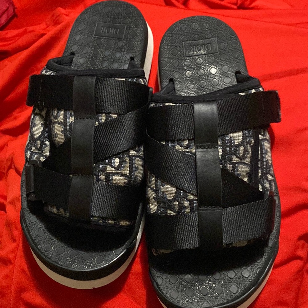 AUTHENTIC DIOR ALPHA MEN SLIDES